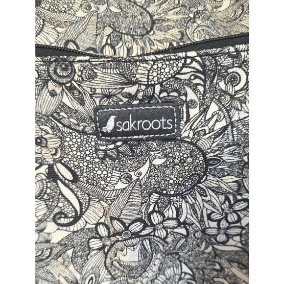 Sakroots Artist Circle Medium Black/White Spirit Desert Print Colorable Backpack main image 12